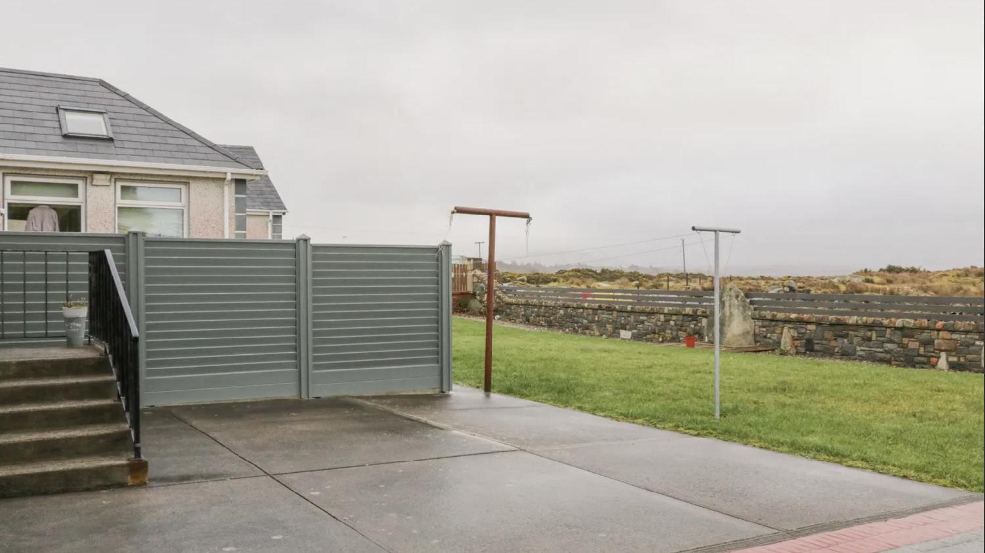 Breezy Point Accommodation Portnoo Esterno foto